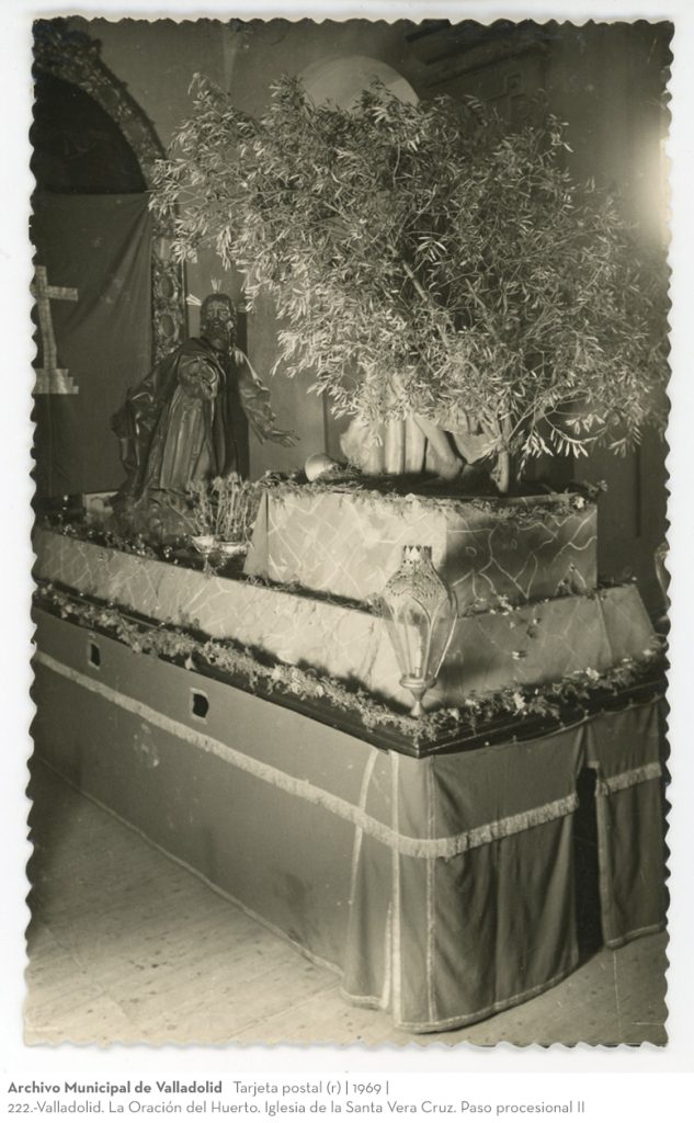 Tarjeta postal. 1969. 222.-Valladolid. La Oración del Huerto. Iglesia de la Santa Vera Cruz. Paso procesional II (r)