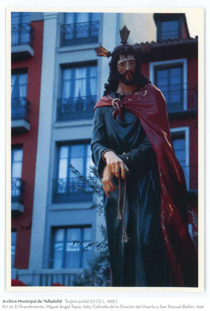 Tarjeta postal. D. L. 1995. N.º 51. El Prendimiento. Miguel Ángel Tapia. 1995. Cofradía de la Oración del Huerto y San Pascual Bailón, 1949 (r)