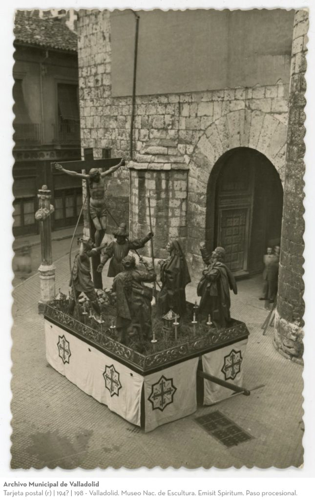 Tarjeta postal. 194? 198 - Valladolid. Museo Nac. de Escultura. Emisit Spiritum. Paso procesional (r)