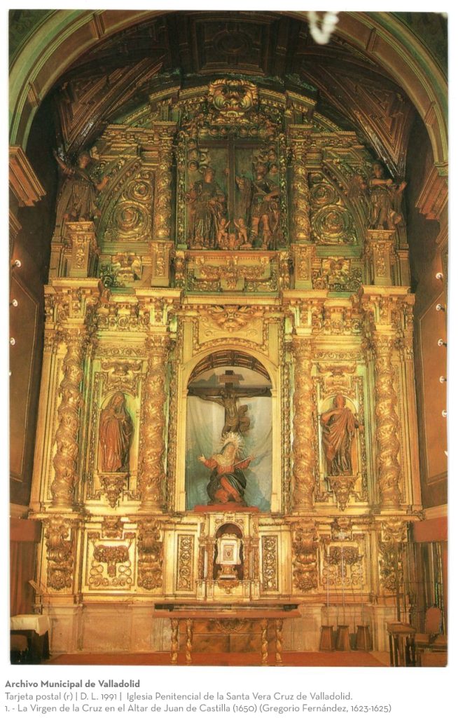 Tarjeta postal. D. L. 1991. Iglesia Penitencial de la Santa Vera Cruz de Valladolid. 1. - La Virgen de la Cruz en el Altar de Juan de Castilla (1650) (Gregorio Fernández, 1623-1625)(r)