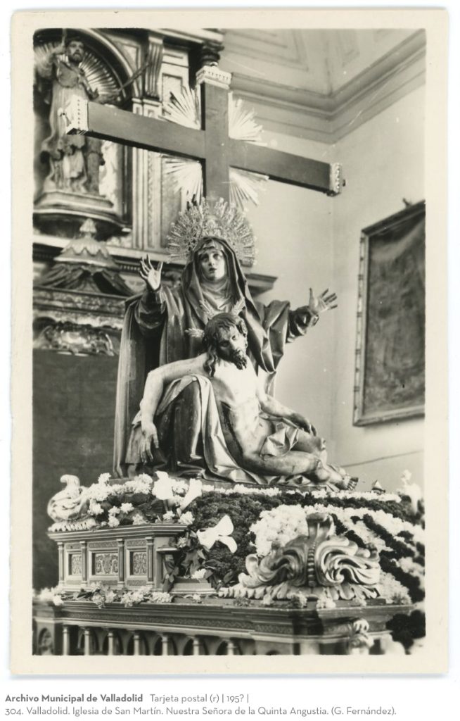 Tarjeta postal. 195? 304. Valladolid. Iglesia de San Martín. Nuestra Señora de la Quinta Angustia. (G. Fernández)(r)