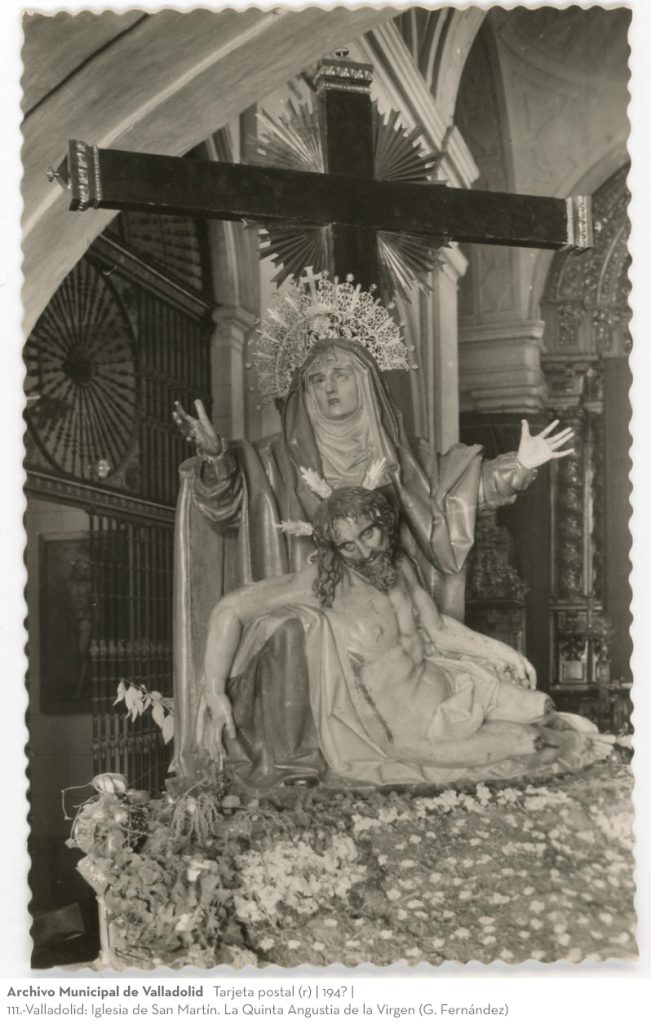 Tarjeta postal. 194? 111.-Valladolid: Iglesia de San Martín. La Quinta Angustia de la Virgen (G. Fernández)(r)