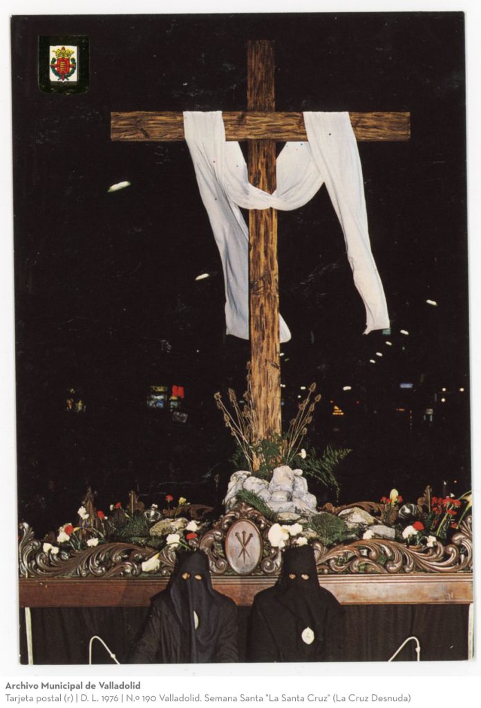 Tarjeta postal. D. L. 1976. N.º 190 Valladolid. Semana Santa "La Santa Cruz" (La Cruz Desnuda)(r)