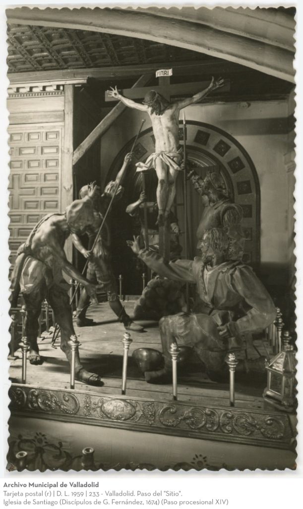 Tarjeta postal. D. L. 1959. 233 - Valladolid. Paso del "Sitio". Iglesia de Santiago (Discípulos de G. Fernández, 1674) (Paso procesional XIV)(r)